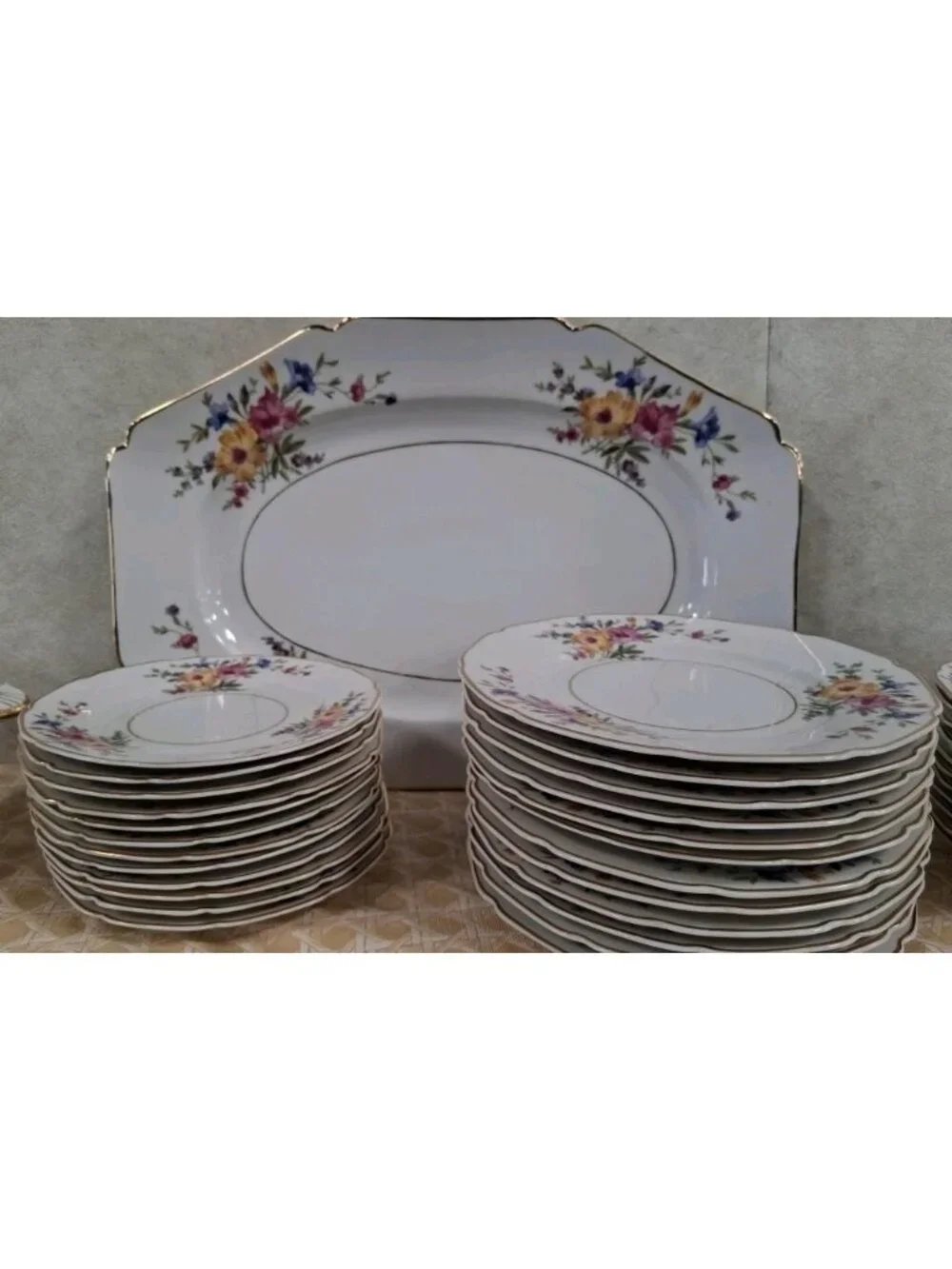 40 Pc Heinrich Selb Pink Bavarian Rose Floral Dinnerware Set Gold Trim